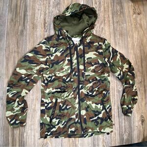 TOVAR GREEN CAMOUFLAGE JACKET CAMO DESIGNER MILITARY JACKET SIZE SMALL
